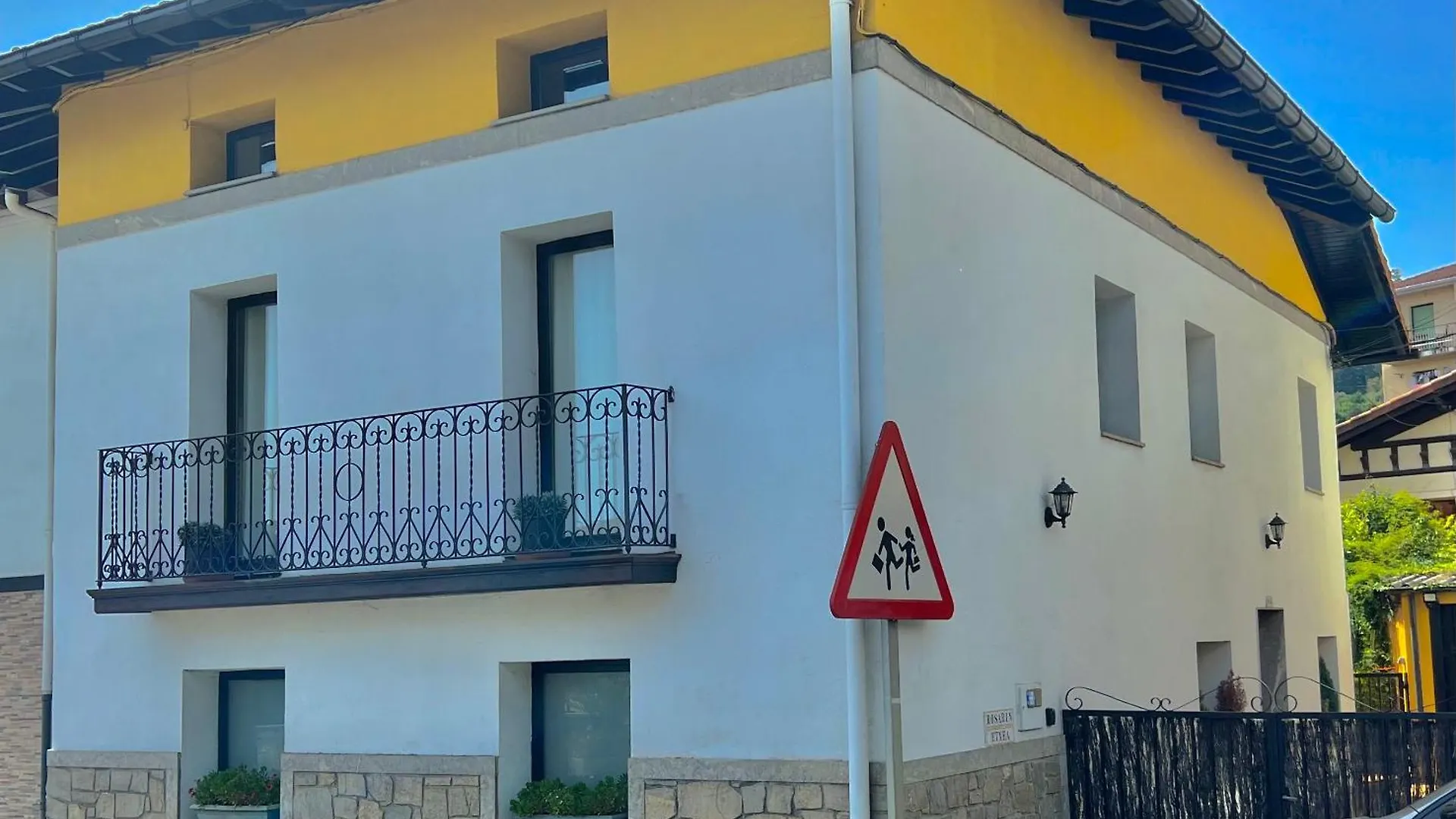 Agradable Casa Con Jacuzzi Climatizado Exterior En Pleno Urdaibai Villa Busturia Spain